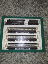 Hornby R2084 OO GWR King Train