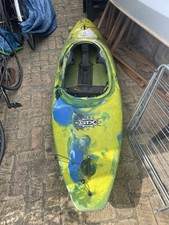 Dagger GTX 8.1 Kayak - White Water - With 2 Paddles & Roof Rack Cradles