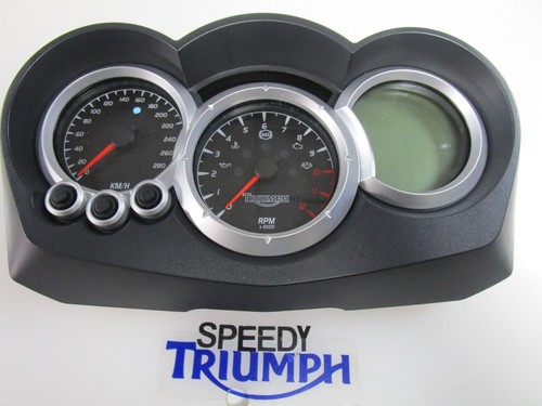 Triumph sprint 1050 speedo - sprint, st