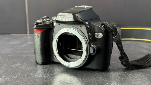 Nikon d40x 2mp - 10.2mp, camera