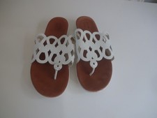 Fit Flop   White Leather