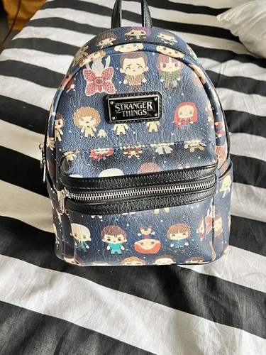 Loungefly stranger things - loungefly,