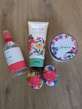 Joules toiletries Selection (Body wash, Body Mist, Body Souffle, 2 x bath fizzer