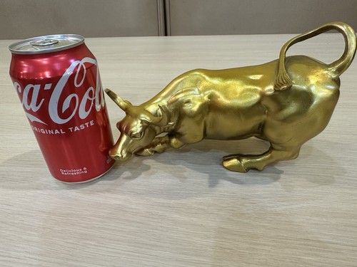 Brass wall street bull - wall, statue