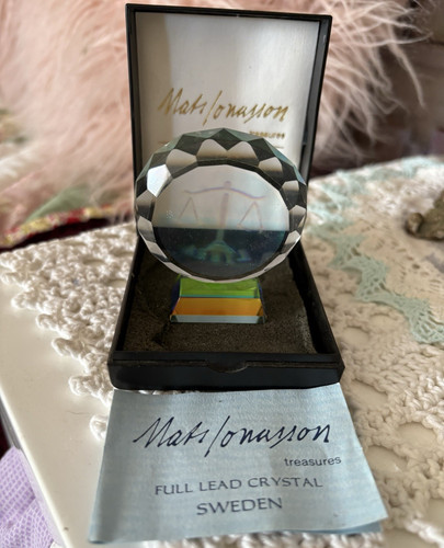 Mats jonasson treasures libra - treasures,