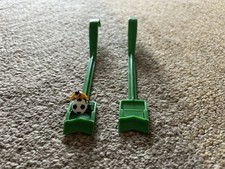 Parker Pro Total Action Football Goalkeeper, 2 Goalkeeper Stems Magnetic Ball