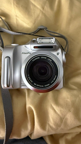 Fujifilm finepix 2800zoom - fujifilm,