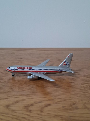 American airlines mini - mini, model