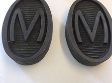 M EMBOSSED  MORRIS 8 SERIES 1 & 2 + MINOR 1000 CLUTCH & BRAKE PEDAL RUBBERS X 2 