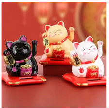 Solar Powered Chinese Maneki