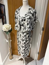 Two-piece outfit sleeveless