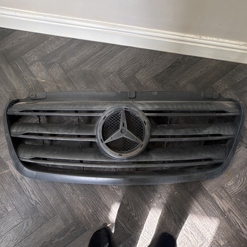 Mercedes sprinter grill 2019 - mercedes,