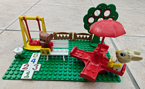 100 complete vintage lego - vintage,