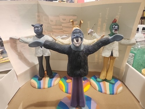 Beatles magical mystery tour - magical,
