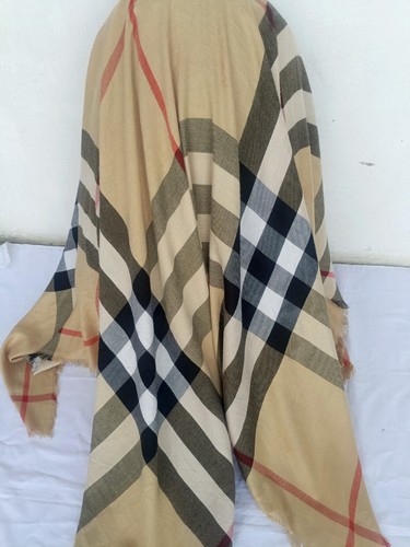 Burberry stole wrap shawl