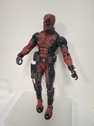 Neca marvel deadpool scale - 1/4,