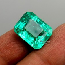 Emerald cut certified - emerald,