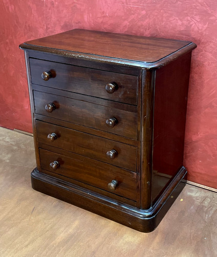 Antique tabletop collectors - antique,