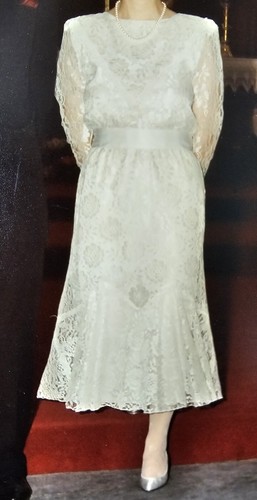 Very flattering easy wear - easy,