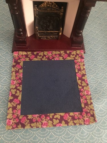Dolls house rug mat - /,