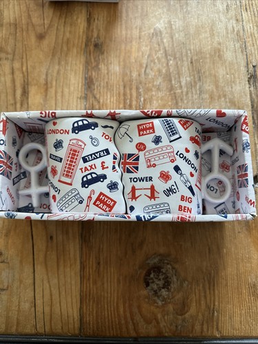 London souvenir his - souvenir, cups