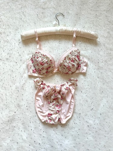Japanese brand pink floral