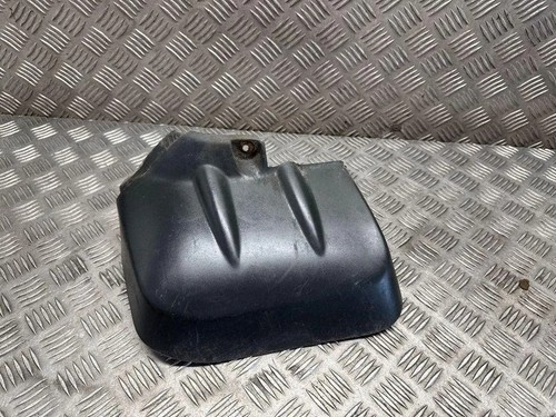 Mitsubishi l200 rear left mud - rear,