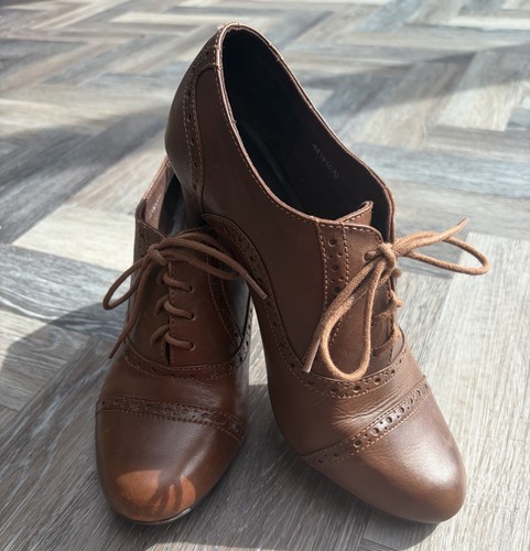 Clarks tan brown leather - clarks,