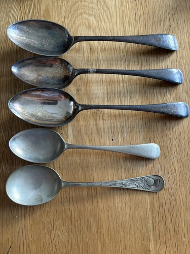 Various size dessert spoons - 23,