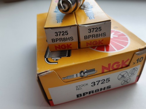 Genuine ngk bpr8hs spark - 1,