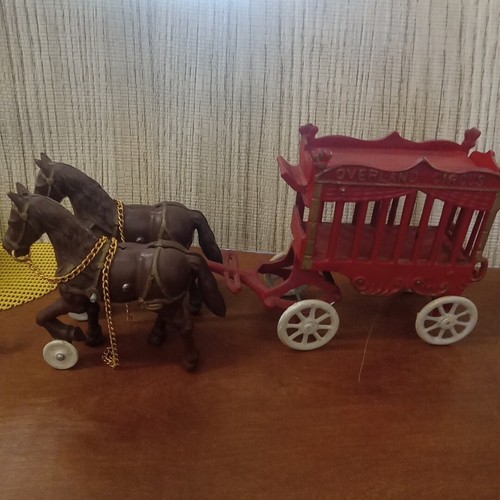 Cast iron toy overland circus - cast,