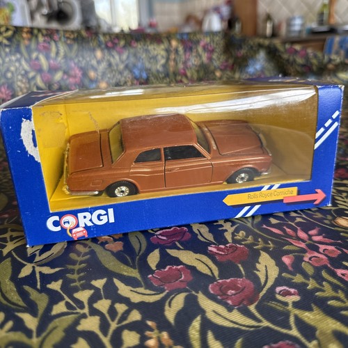 Corgi 279 rolls royce corniche - 279,