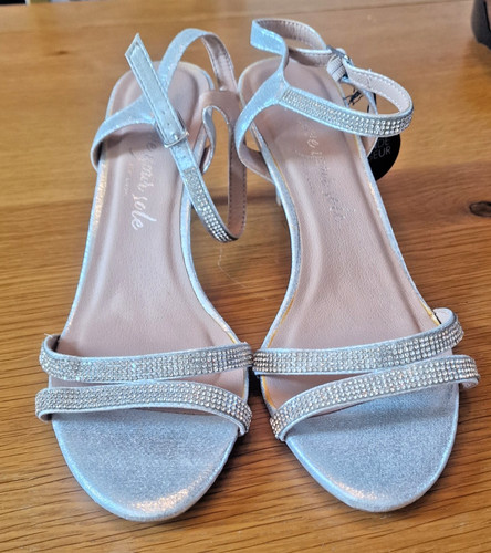 New look silver open - look,