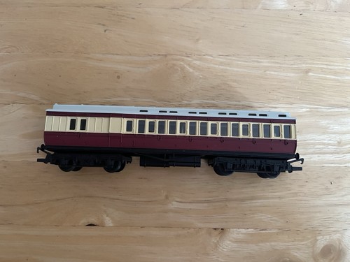Hornby gauge coach - gauge, the