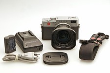 Leica Digilux 2 Digital Camera