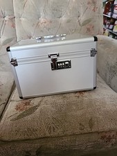 Aluminum Vanity Case