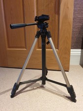 Velbon CX-440 Lightweight Adjustable Height Camera Tripod - Excellent condition