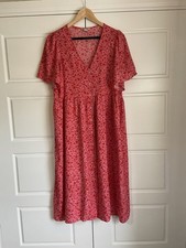 Women’s Monki Size Medium