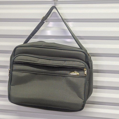 Vintage samsonite olive green - samsonite,