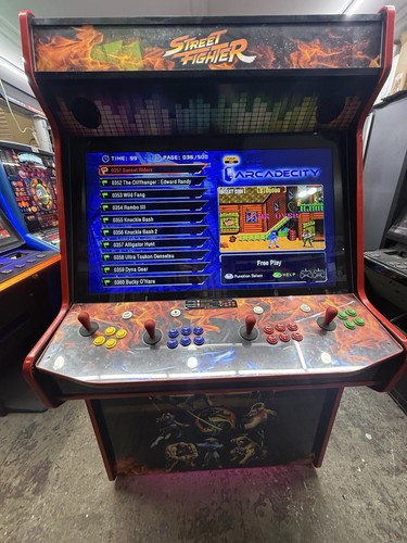 Street fighter arcade machine - street,