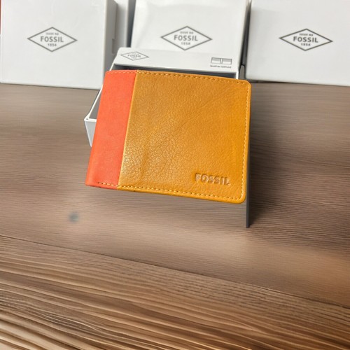 Fossil logo embossed - fossil, bifold
