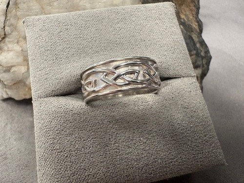 Clogau welsh 9ct white rose - welsh,