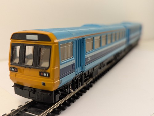 Hornby r867 class 142 twin - 142,
