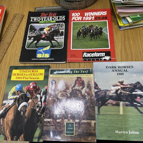 Horse racing guides mixed - horse,