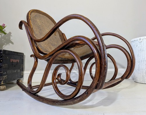 Antique bentwood rocking chair - bentwood,
