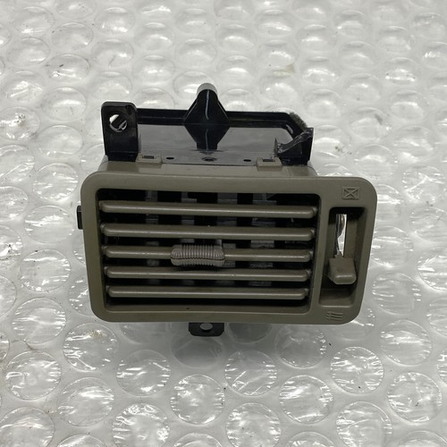 Air vent left damaged see - damaged,