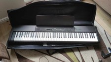 YAMAHA P-80 Electronic Piano