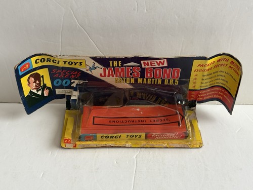Corgi james bond 270 aston - james,