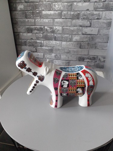 Ceramic hippo queen - ceramic, of