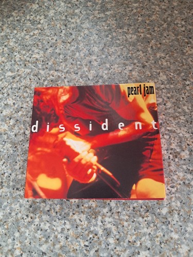 Pearl jam dissident live - pearl,